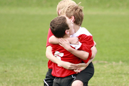 12_Soccer-hug