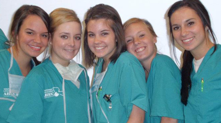 Open blog post titled 'Dear Nursing Majors: Life is Selling!'